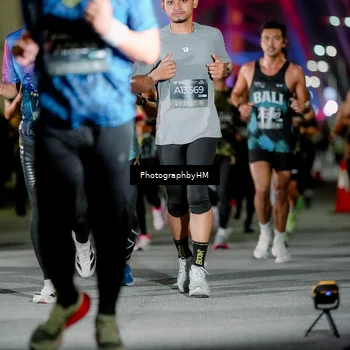 Runner Photo 6234372