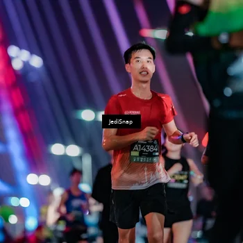 Runner Photo 6234472