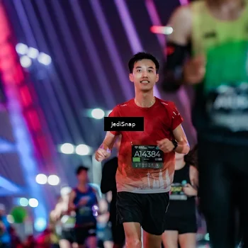 Runner Photo 6234498
