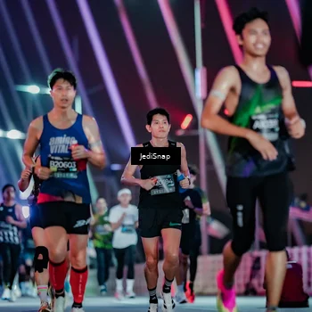 Runner Photo 6234571