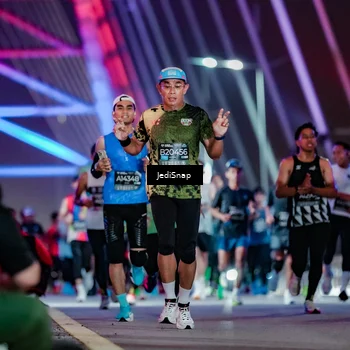 Runner Photo 6234677