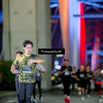 Runner Photo 6234683