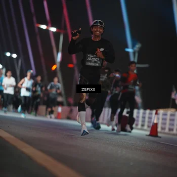 Runner Photo 6234738