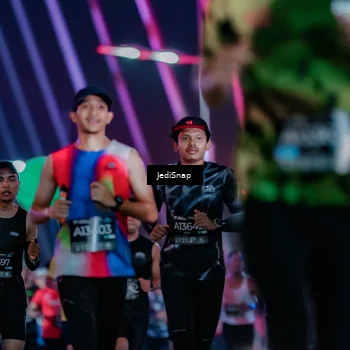 Runner Photo 6234895