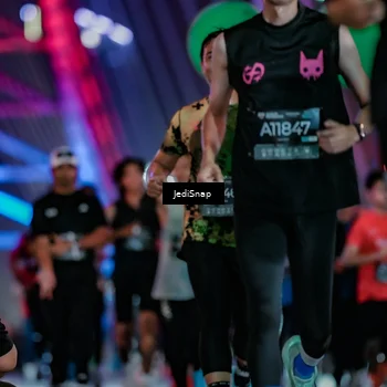 Runner Photo 6235005
