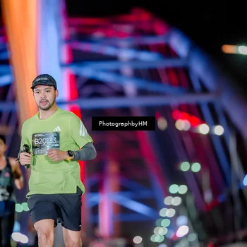 Runner Photo 6235050