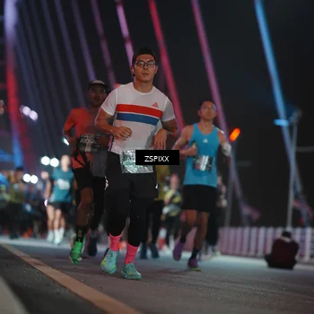 Runner Photo 6235254