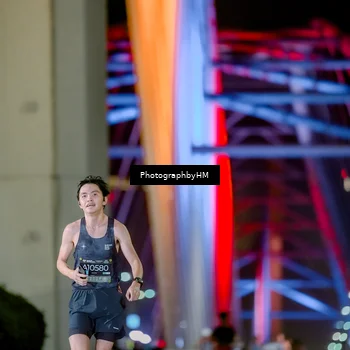 Runner Photo 6235340