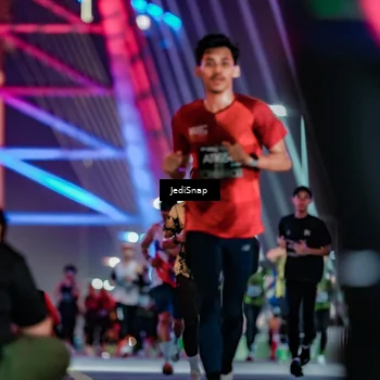 Runner Photo 6235368