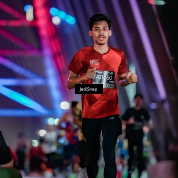 Runner Photo 6235464
