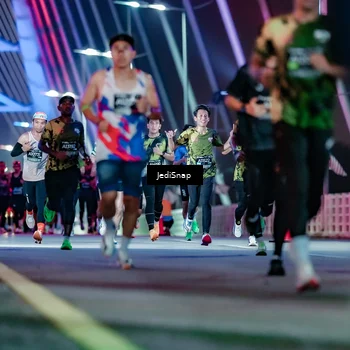 Runner Photo 6235473