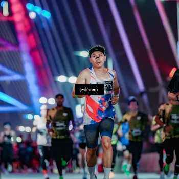 Runner Photo 6235507