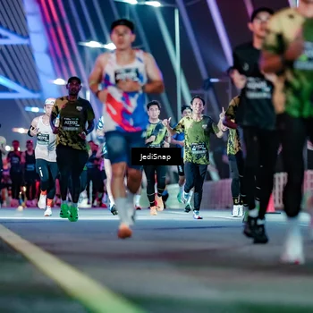 Runner Photo 6235530