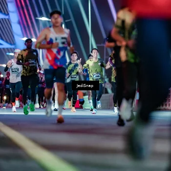 Runner Photo 6235554