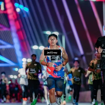 Runner Photo 6235576