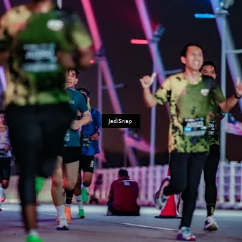 Runner Photo 6235678