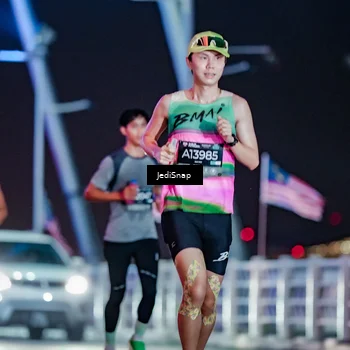 Runner Photo 6235880