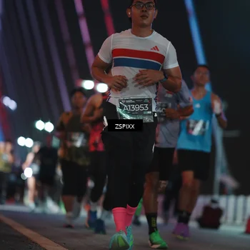 Runner Photo 6235926