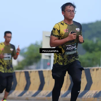Runner Photo 6236010