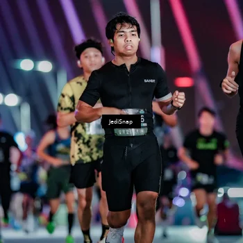 Runner Photo 6236038