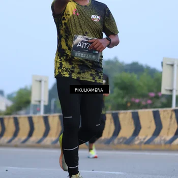 Runner Photo 6236062