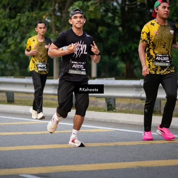 Runner Photo 6236110