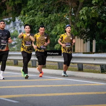 Runner Photo 6236152