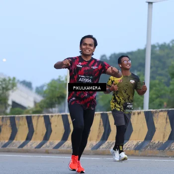Runner Photo 6236205