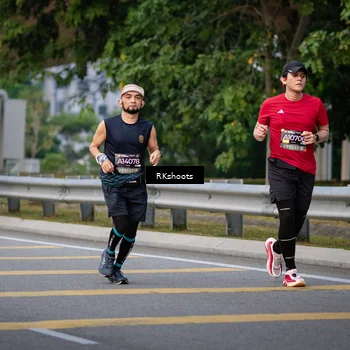 Runner Photo 6236214