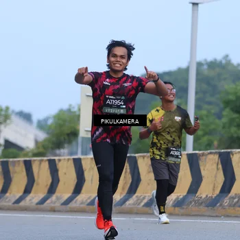 Runner Photo 6236216
