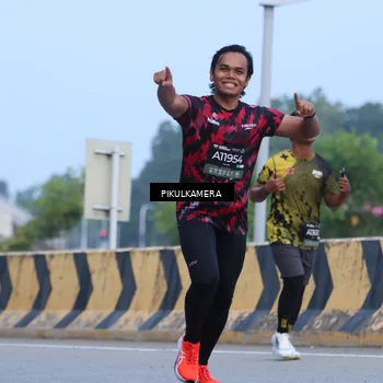 Runner Photo 6236242