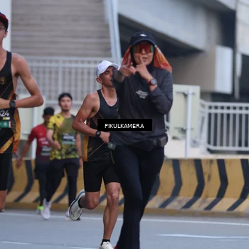Runner Photo 6236277