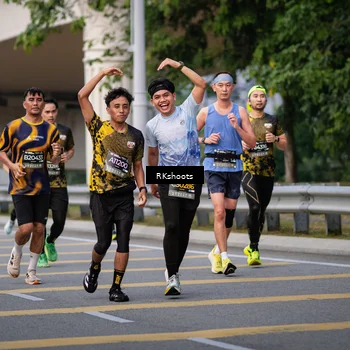Runner Photo 6236291