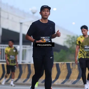 Runner Photo 6236329