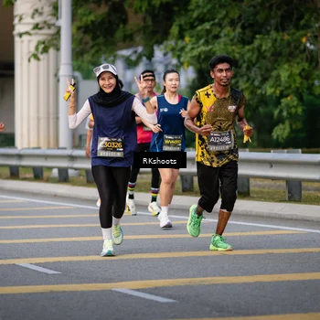 Runner Photo 6236343