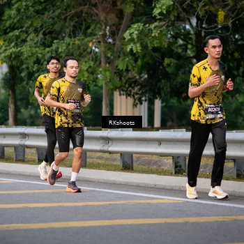Runner Photo 6236345