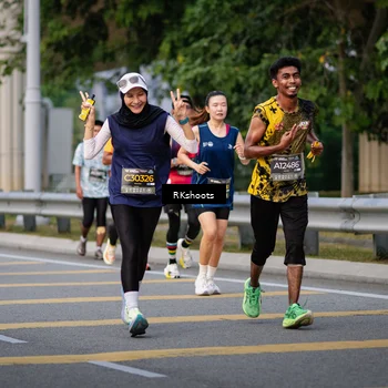 Runner Photo 6236364