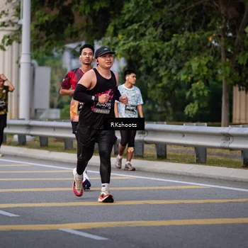 Runner Photo 6236381