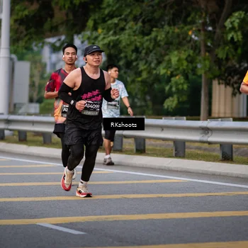 Runner Photo 6236385