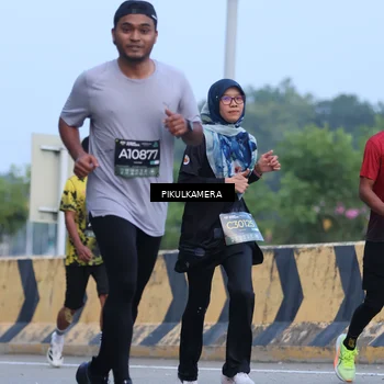 Runner Photo 6236387