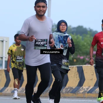Runner Photo 6236392