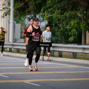 Runner Photo 6236419