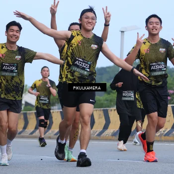 Runner Photo 6236433