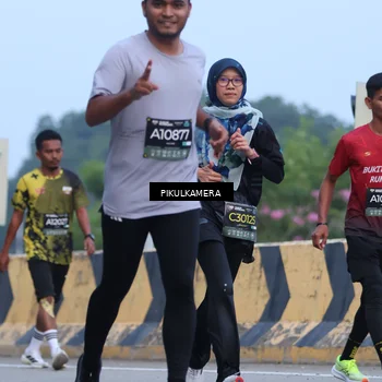 Runner Photo 6236434