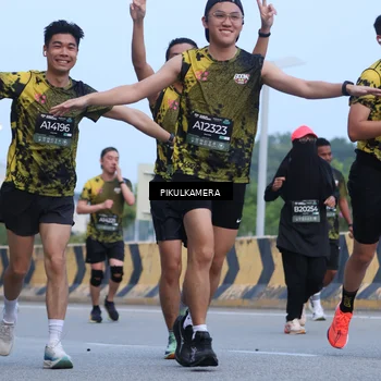 Runner Photo 6236436