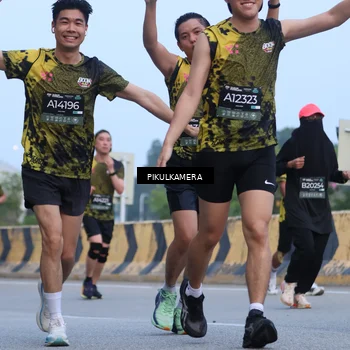 Runner Photo 6236463