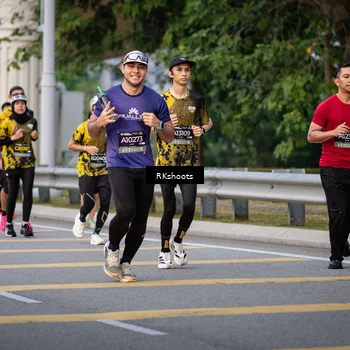 Runner Photo 6236467