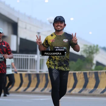 Runner Photo 6236468