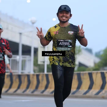 Runner Photo 6236497