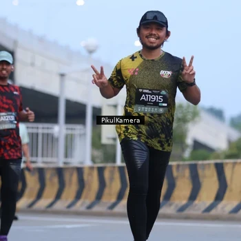 Runner Photo 6236504
